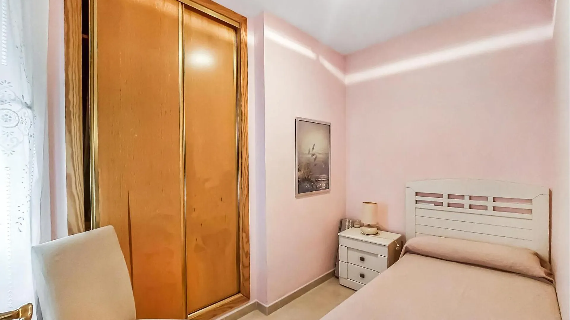 Stunning Apartment In Fuengirola With Kitchen